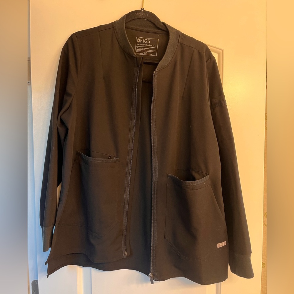 Figs Women's Charcoal Lightweight Jacket